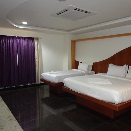 Hotel Sanu International Nāmakkal Exterior foto