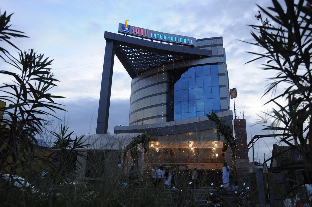 Hotel Sanu International Nāmakkal Exterior foto