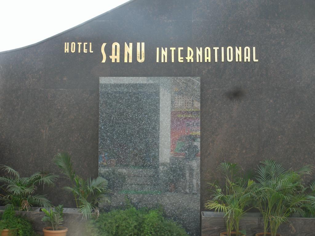 Hotel Sanu International Nāmakkal Exterior foto